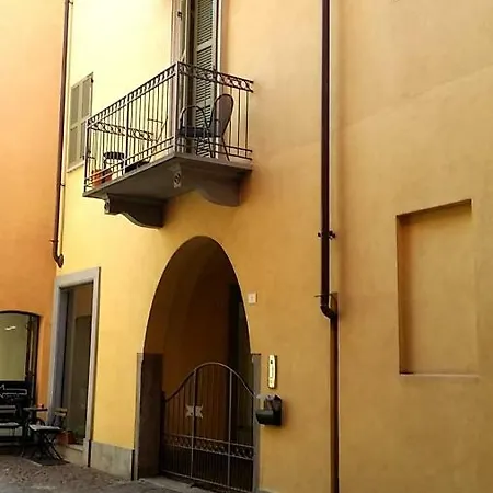 Vicolo Dell'arco Alba (Piedmont)